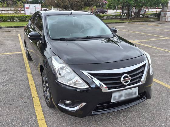 NISSAN VERSA 1.6 16V FLEXSTART UNIQUE 4P XTRONIC NISSAN VERSA 1.6 16V FLEXSTART UNIQUE 4P XTRONIC